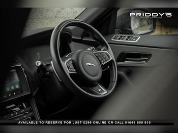 Used Jaguar F-Pace 2018 for sale - 76553972: Photo