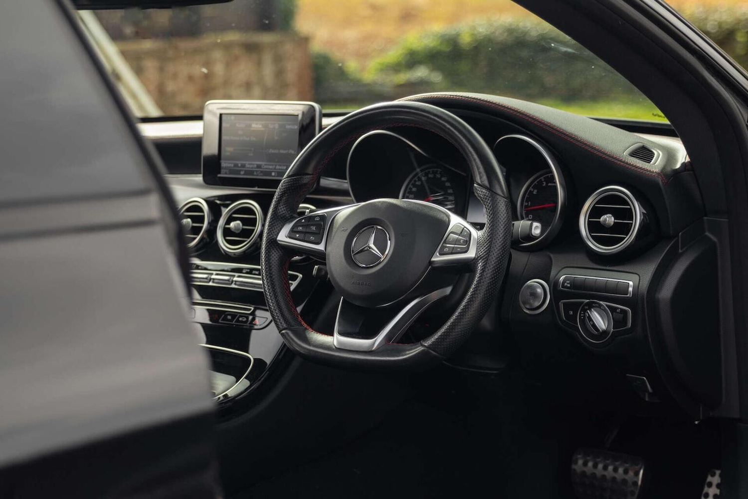 Used Mercedes-Benz C Class 2017 for sale - 78045540: Photo 4