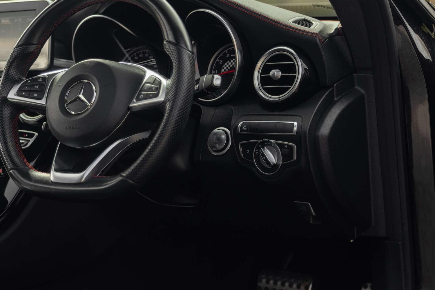 Used Mercedes-Benz C Class 2017 for sale - 78045540: Photo 43