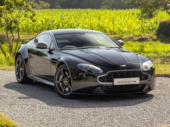 Used Aston Martin Vantage 2016 for sale - 79222982: Photo