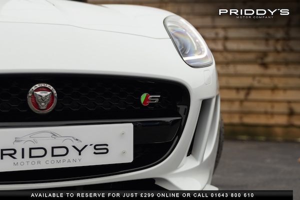 Used Jaguar F-Type 2016 for sale - 76281429: Photo 31