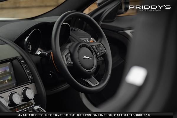 Used Jaguar F-Type 2016 for sale - 76281429: Photo 32
