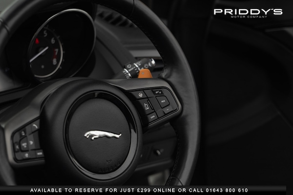 Used Jaguar F-Type 2016 for sale - 76281429: Photo 5