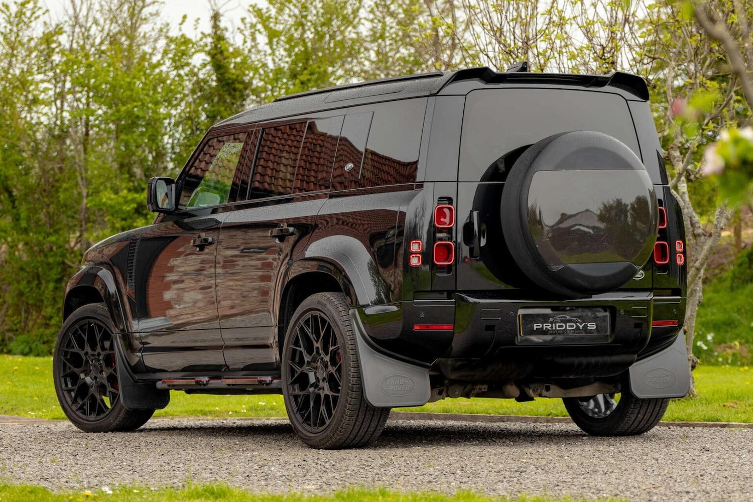 Used Land Rover Defender 110 2021 for sale - 78201886: Photo 2