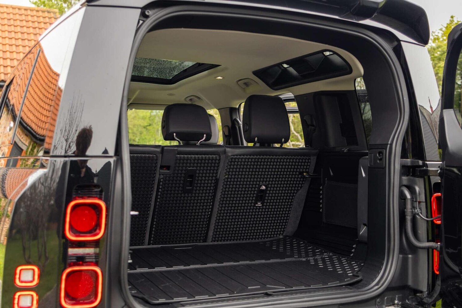 Used Land Rover Defender 110 2021 for sale - 78201886: Photo 21