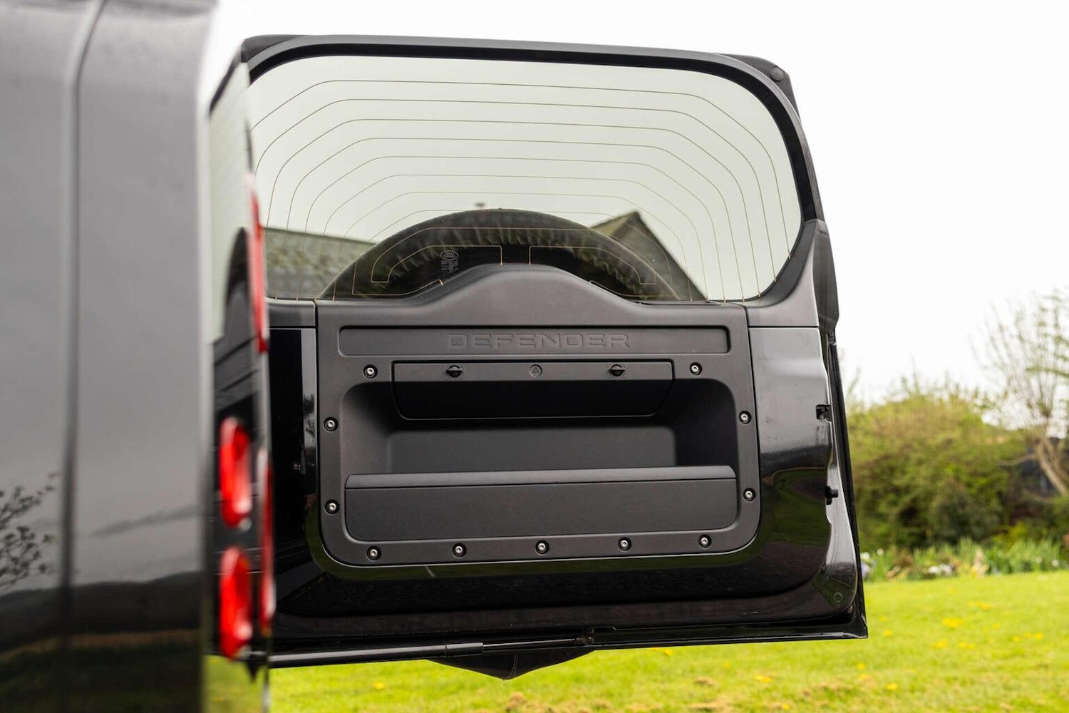 Used Land Rover Defender 110 2021 for sale - 78201886: Photo 22