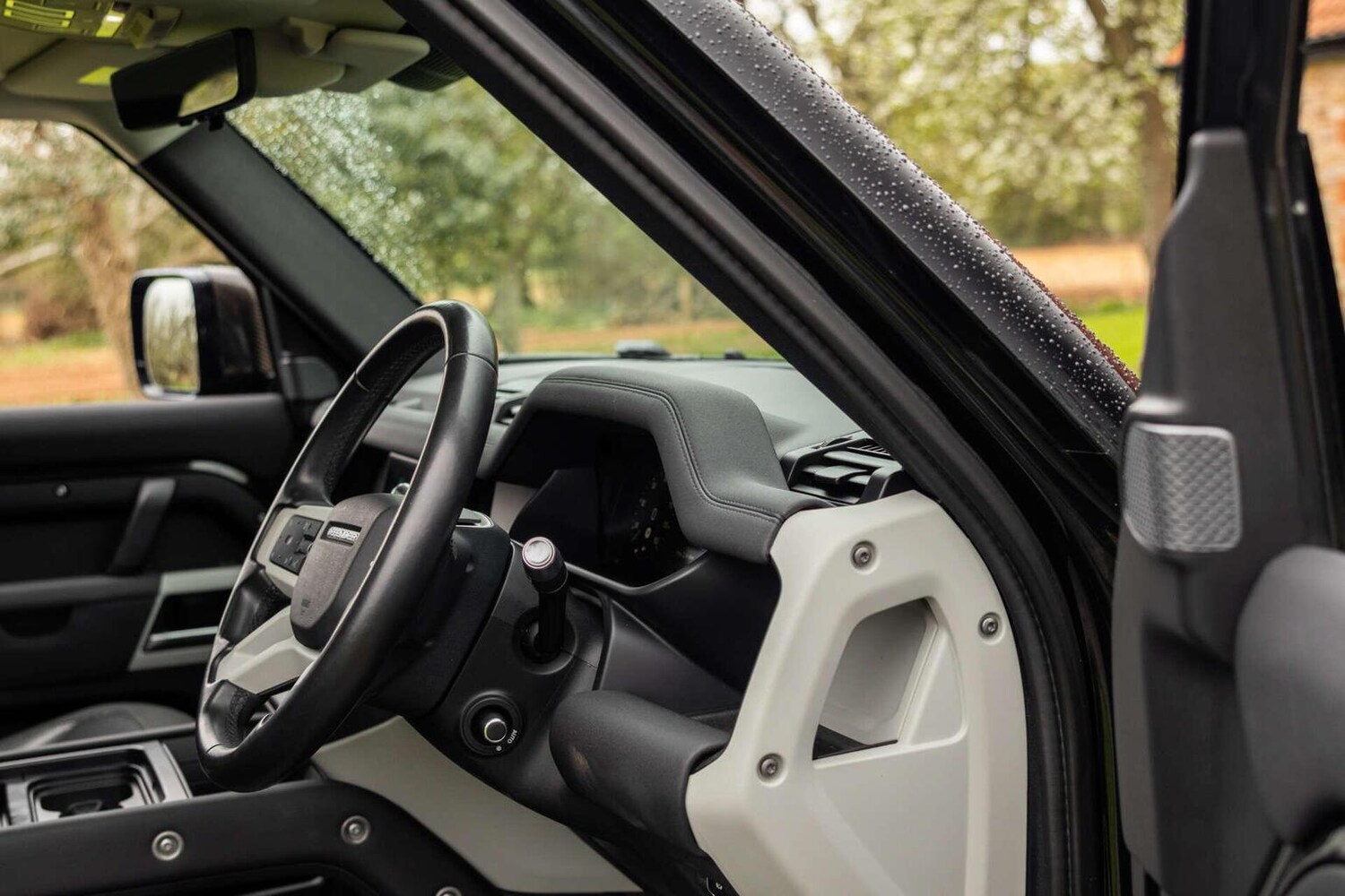 Used Land Rover Defender 110 2021 for sale - 78201886: Photo 38