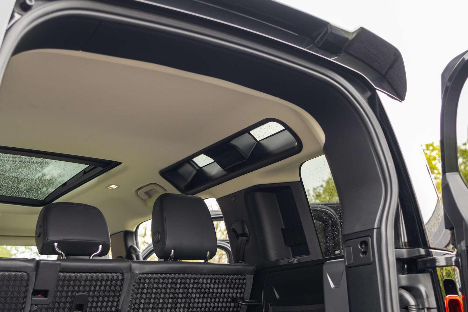 Used Land Rover Defender 110 2021 for sale - 78201886: Photo 44