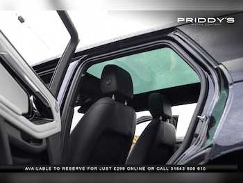 Used Land Rover Range Rover Evoque 2023 for sale - 76986788: Photo