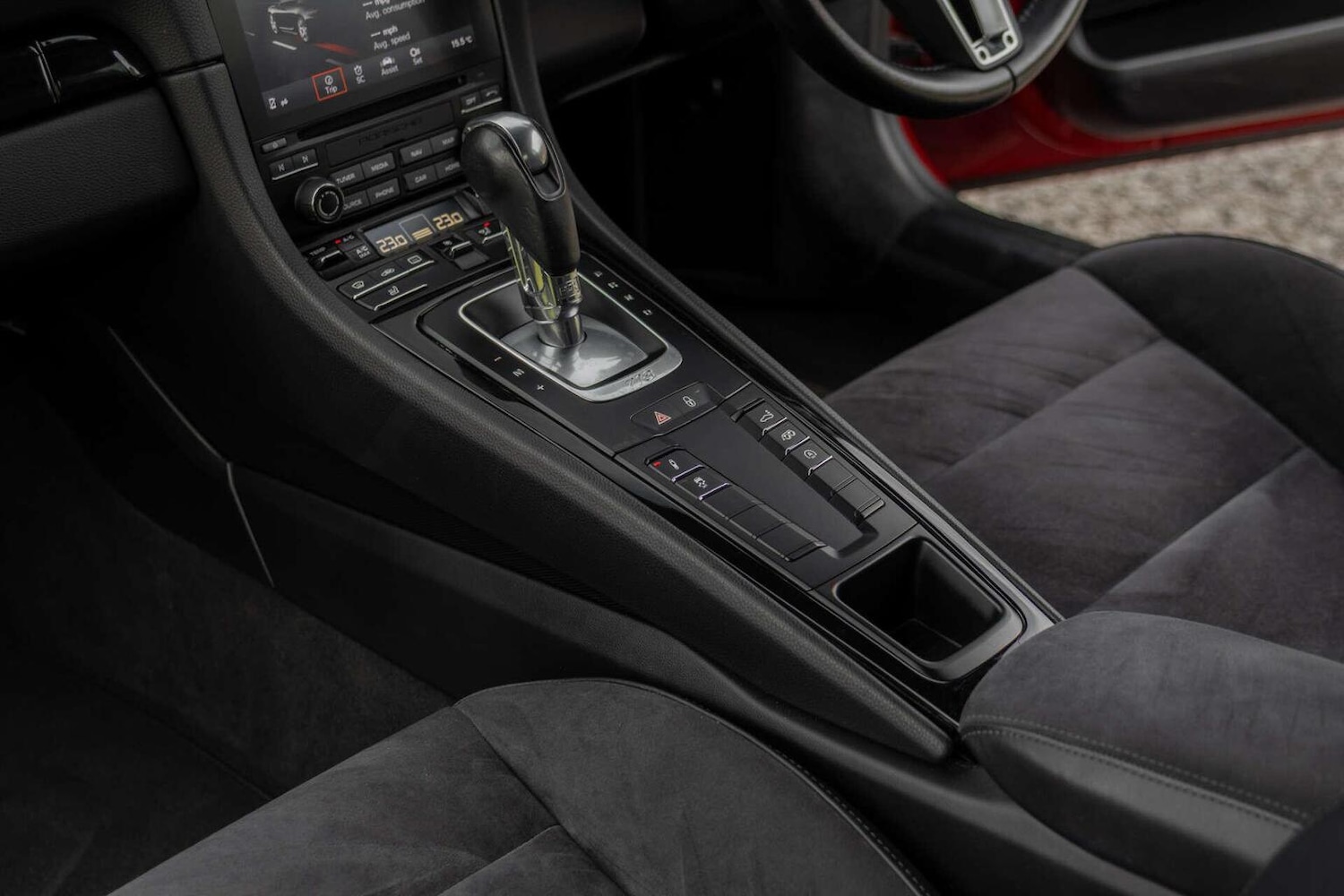 Used Porsche 718 Cayman 2018 for sale - 78202003: Photo 14