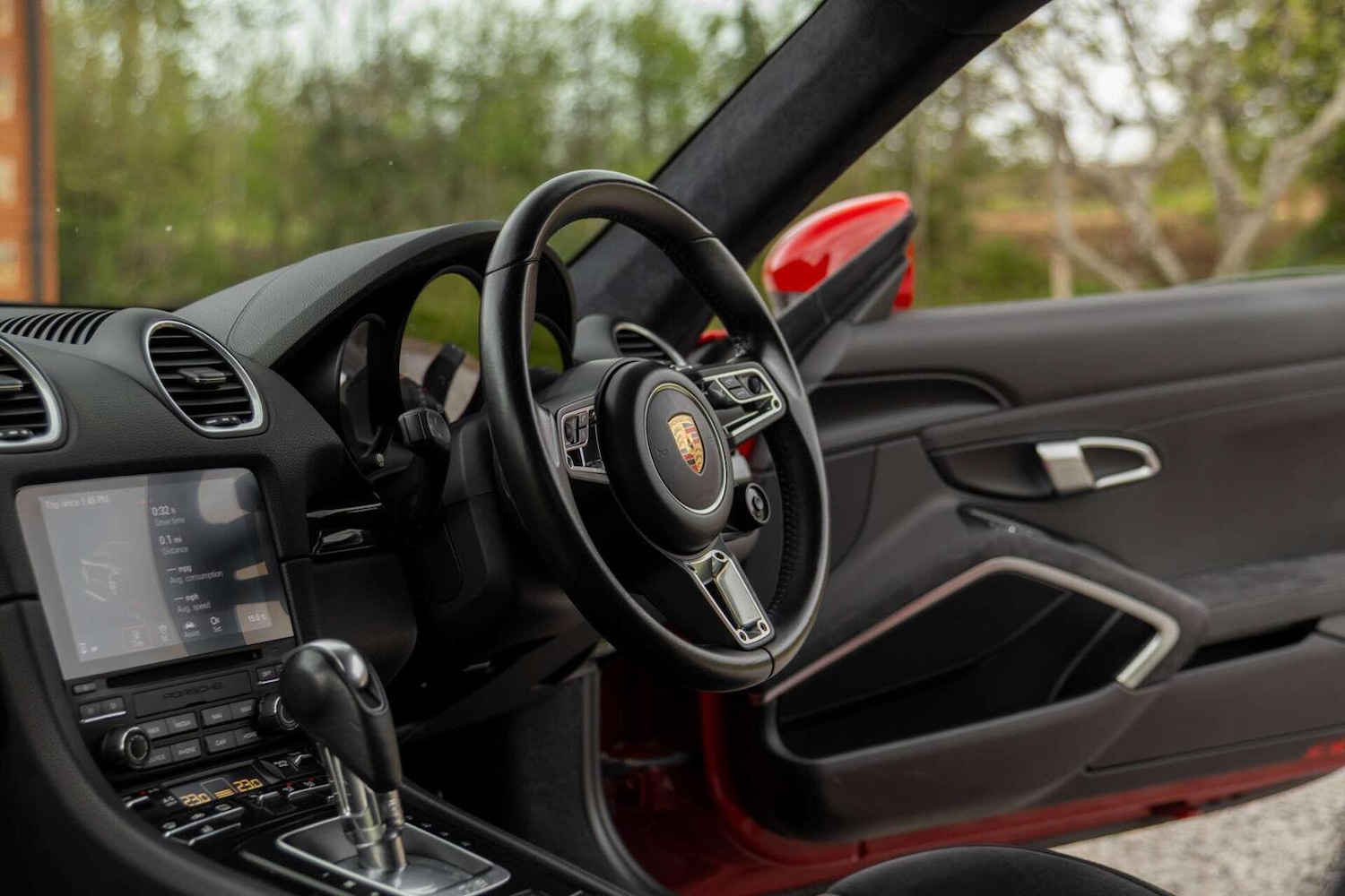 Used Porsche 718 Cayman 2018 for sale - 78202003: Photo 17