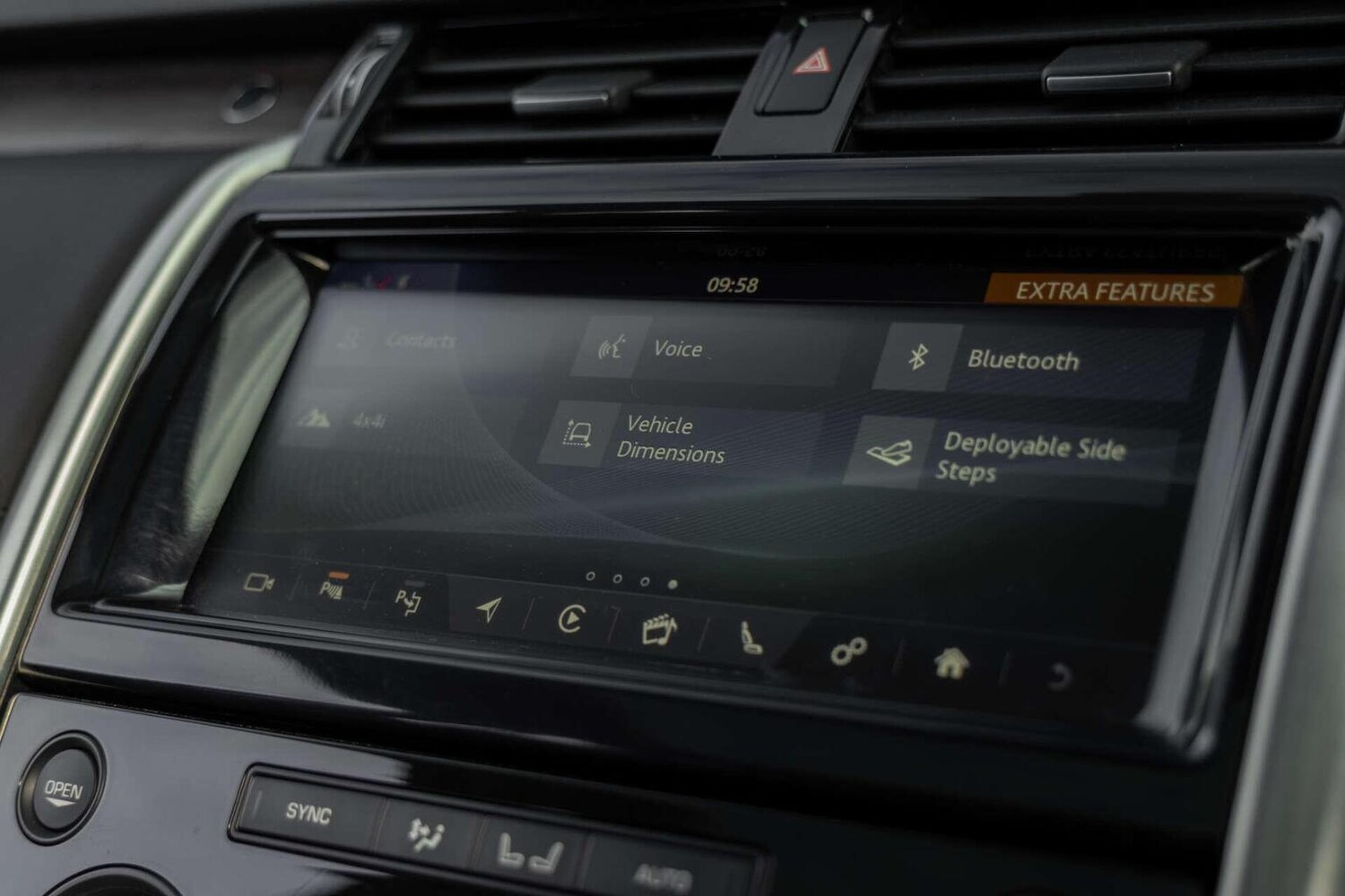 Used Land Rover Discovery 2018 for sale - 78090681: Photo 44