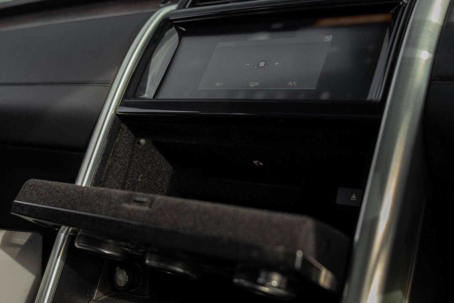 Used Land Rover Discovery 2018 for sale - 78090681: Photo 46