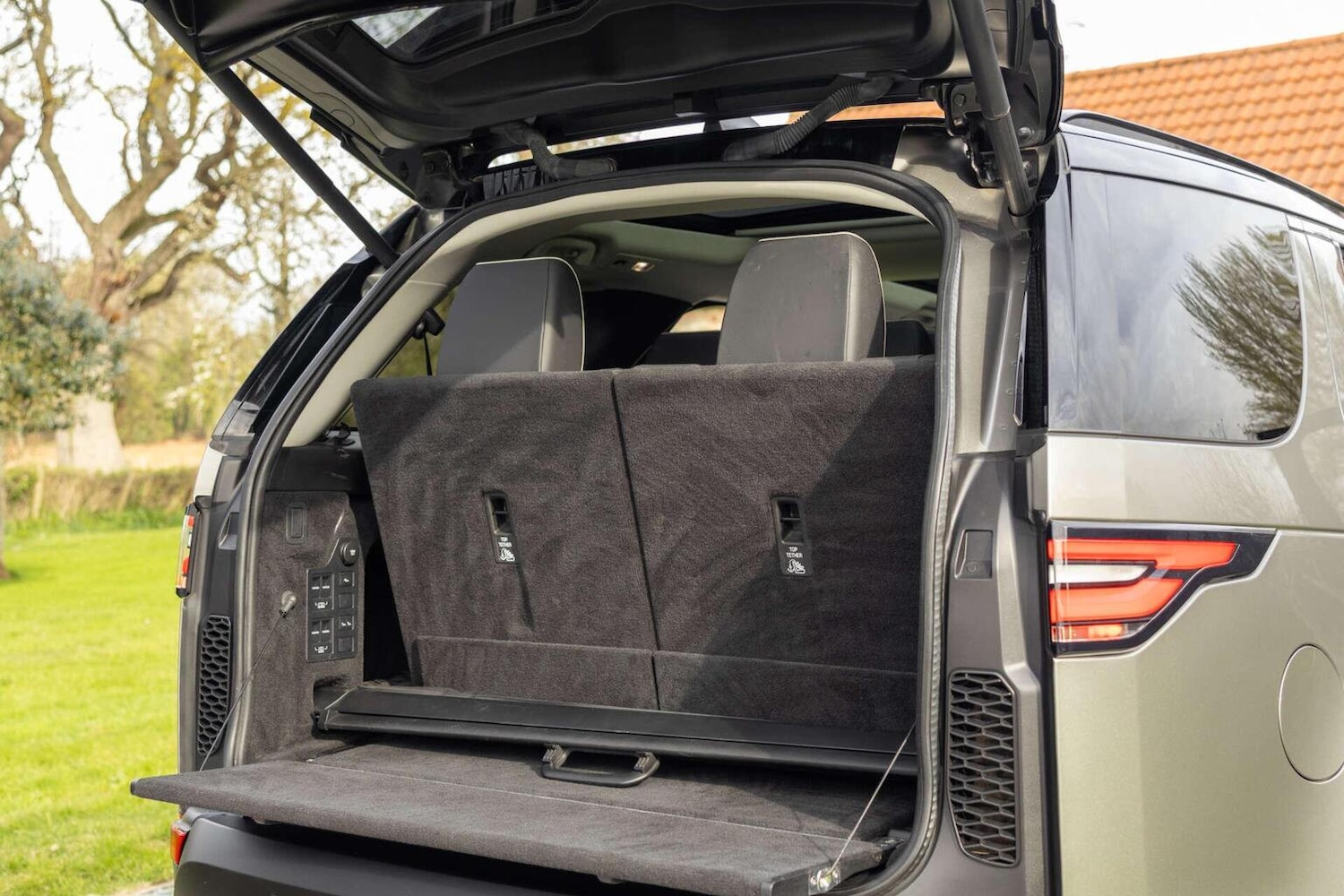 Used Land Rover Discovery 2018 for sale - 78090681: Photo 5