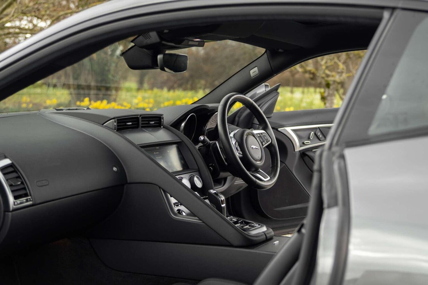 Used Jaguar F-Type 2018 for sale - 77836869: Photo 40