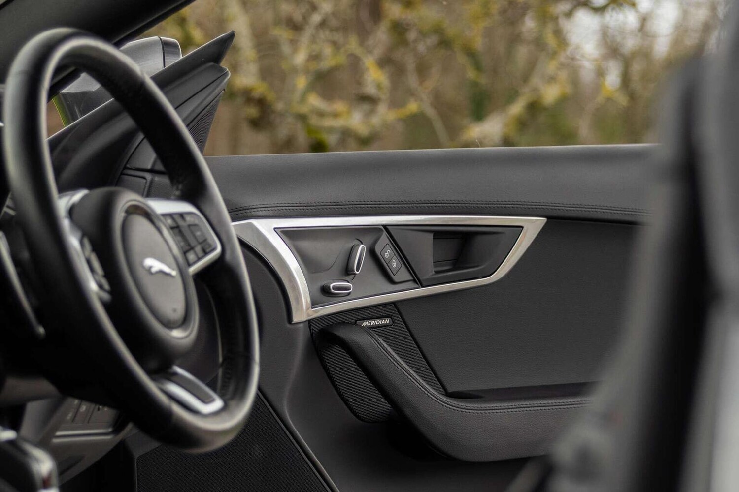 Used Jaguar F-Type 2018 for sale - 77836869: Photo 65