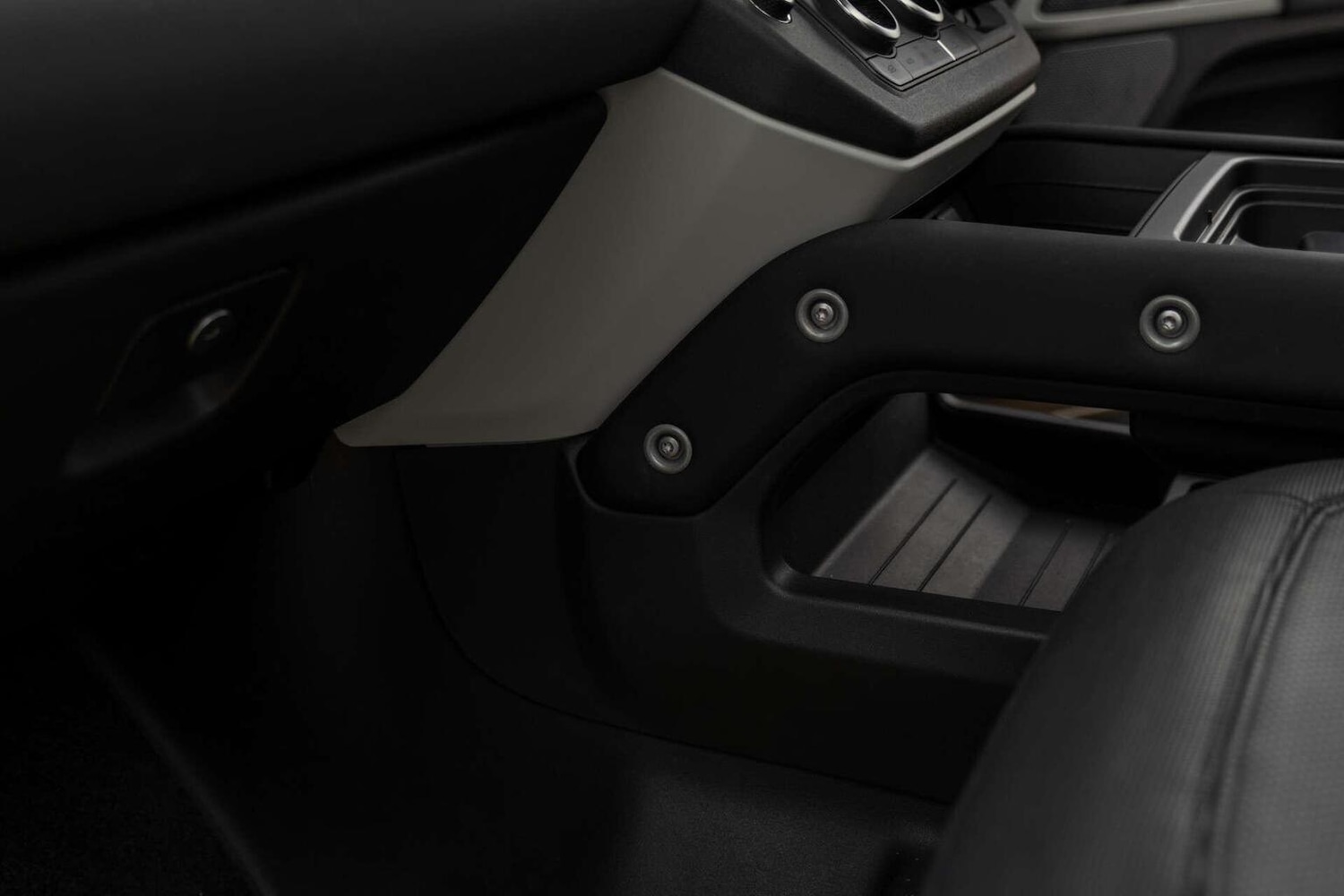 Used Land Rover Defender 2022 for sale - 77781663: Photo 34