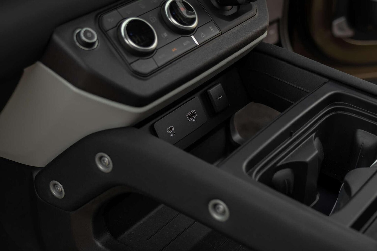 Used Land Rover Defender 2022 for sale - 77781663: Photo 47