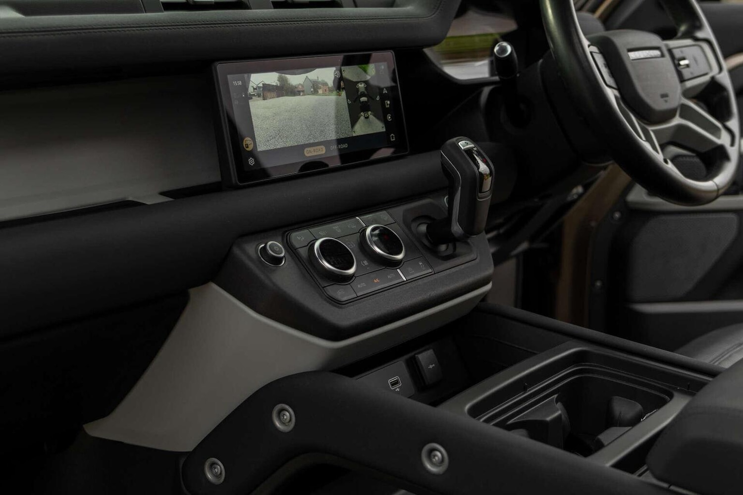 Used Land Rover Defender 2022 for sale - 77781663: Photo 8