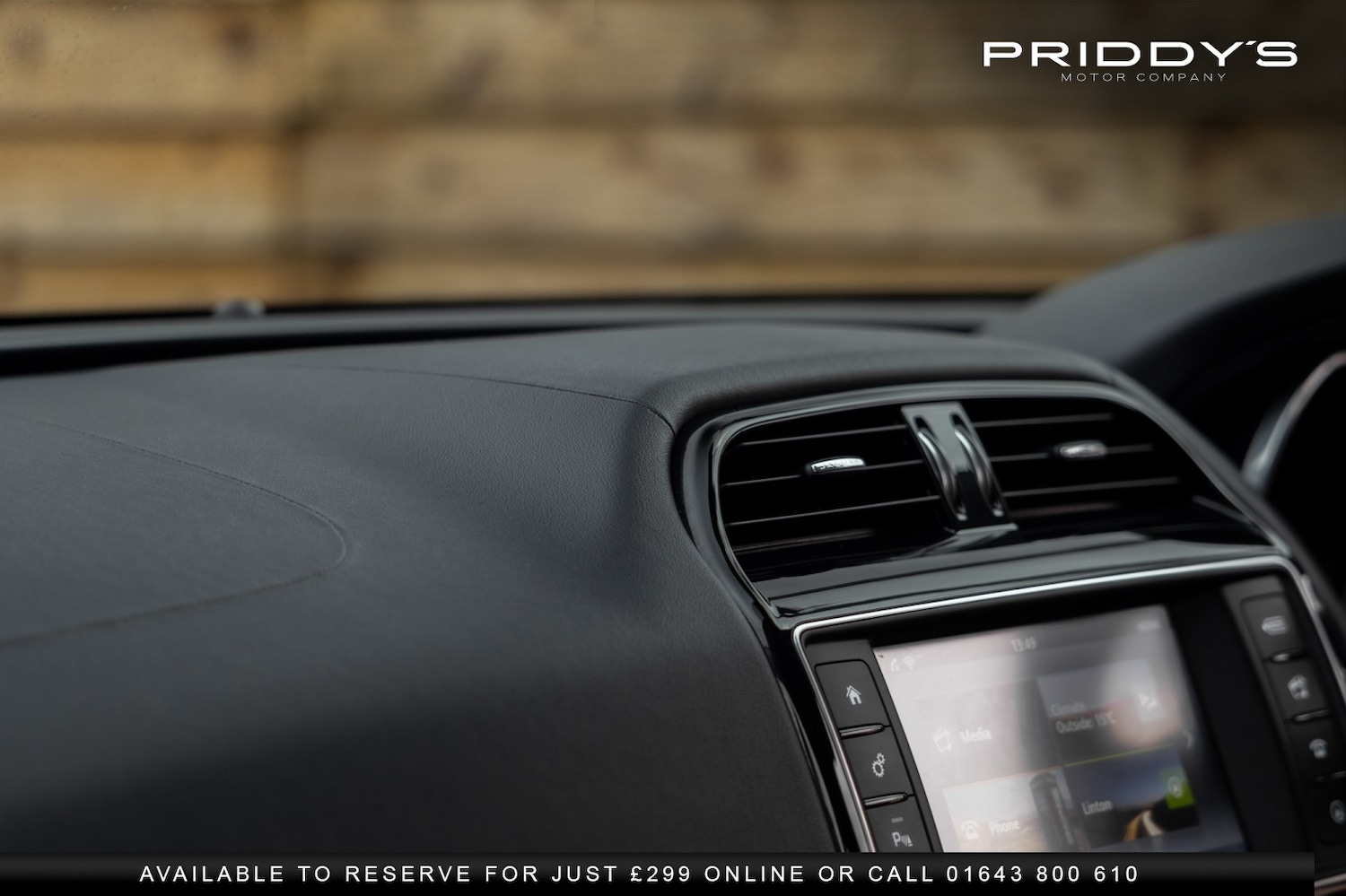 Used Jaguar F-Pace 2017 for sale - 76347157: Photo 32