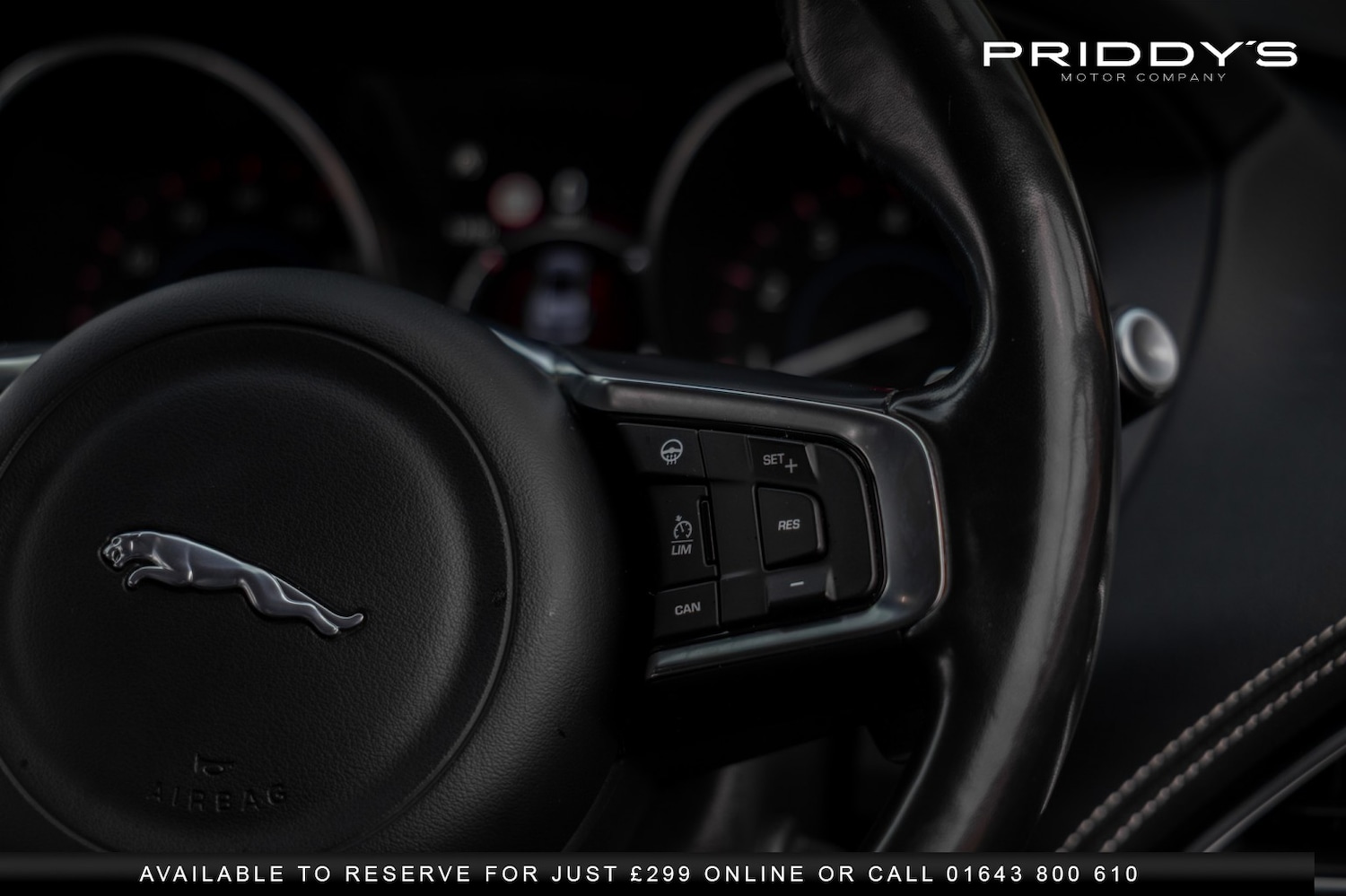 Used Jaguar F-Pace 2017 for sale - 76347157: Photo 4