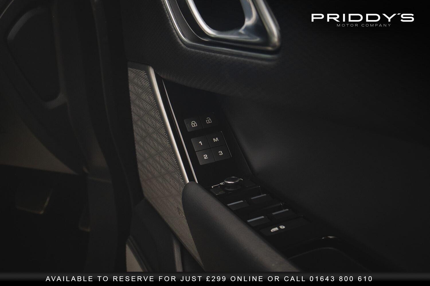Used Land Rover Range Rover Velar 2021 for sale - 76149341: Photo 28
