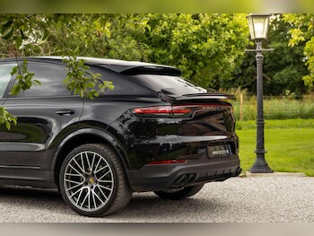 Used Porsche Cayenne 2021 for sale - 78956656: Photo