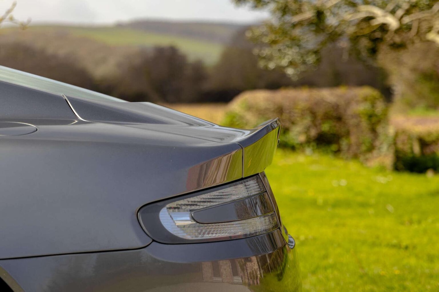 Used Aston Martin DB9 2015 for sale - 78112091: Photo 10