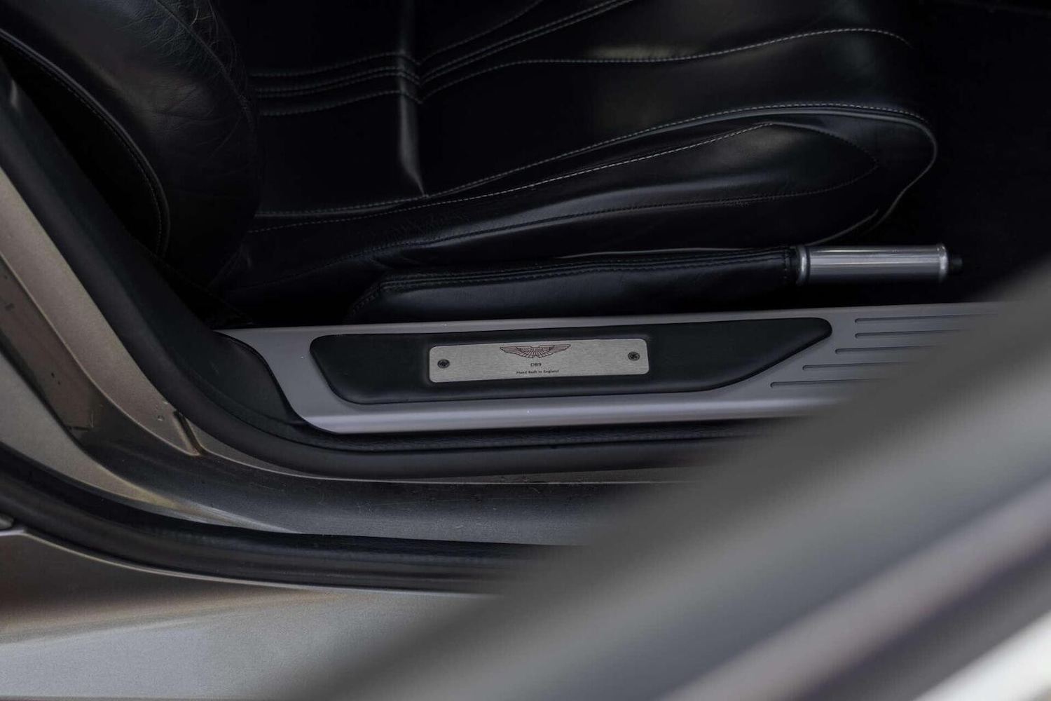 Used Aston Martin DB9 2015 for sale - 78112091: Photo 12