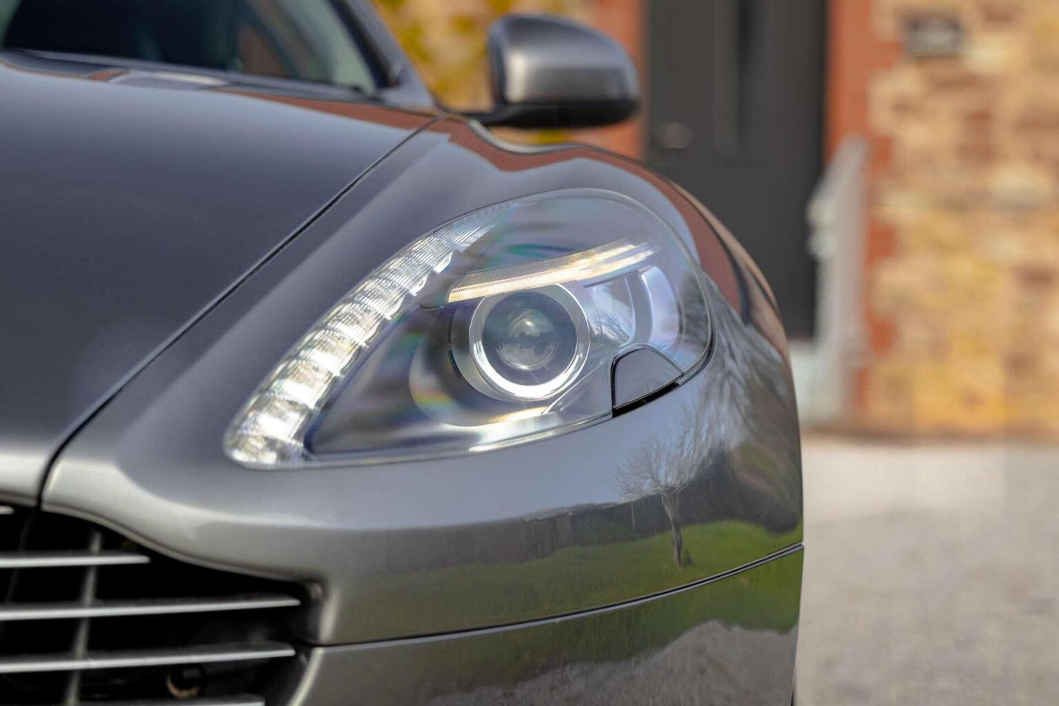 Used Aston Martin DB9 2015 for sale - 78112091: Photo 35