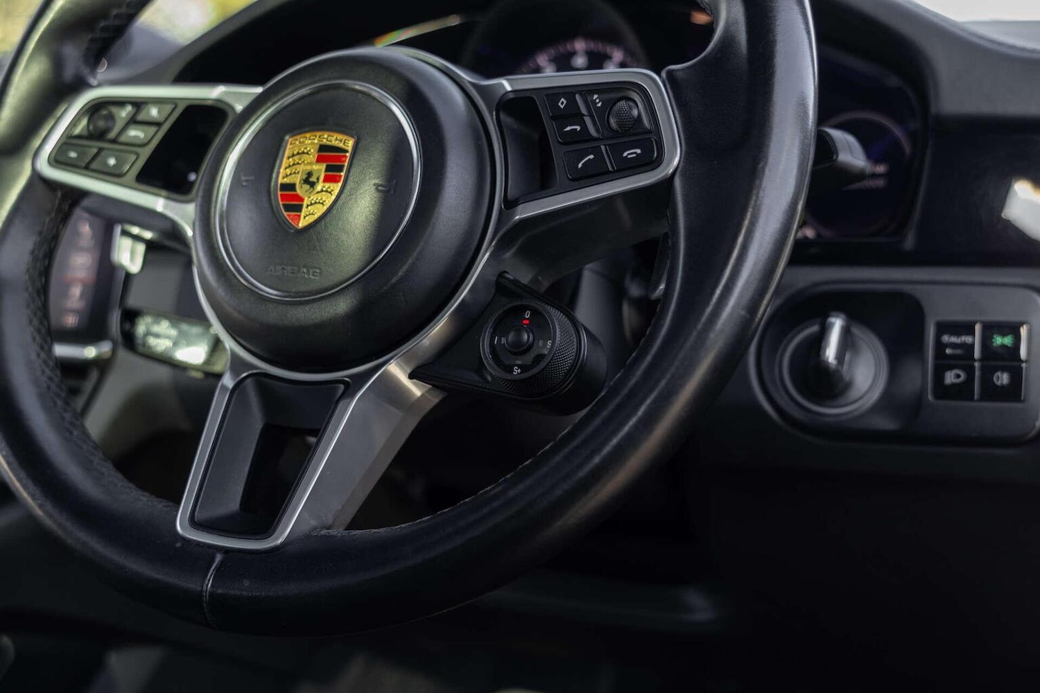 Used Porsche Cayenne 2021 for sale - 77945734: Photo 16