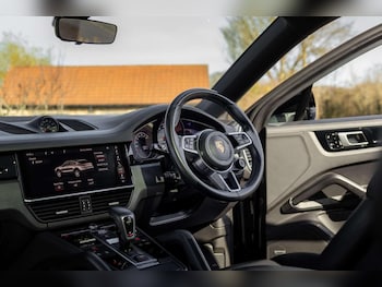 Used Porsche Cayenne 2021 for sale - 77945734: Photo