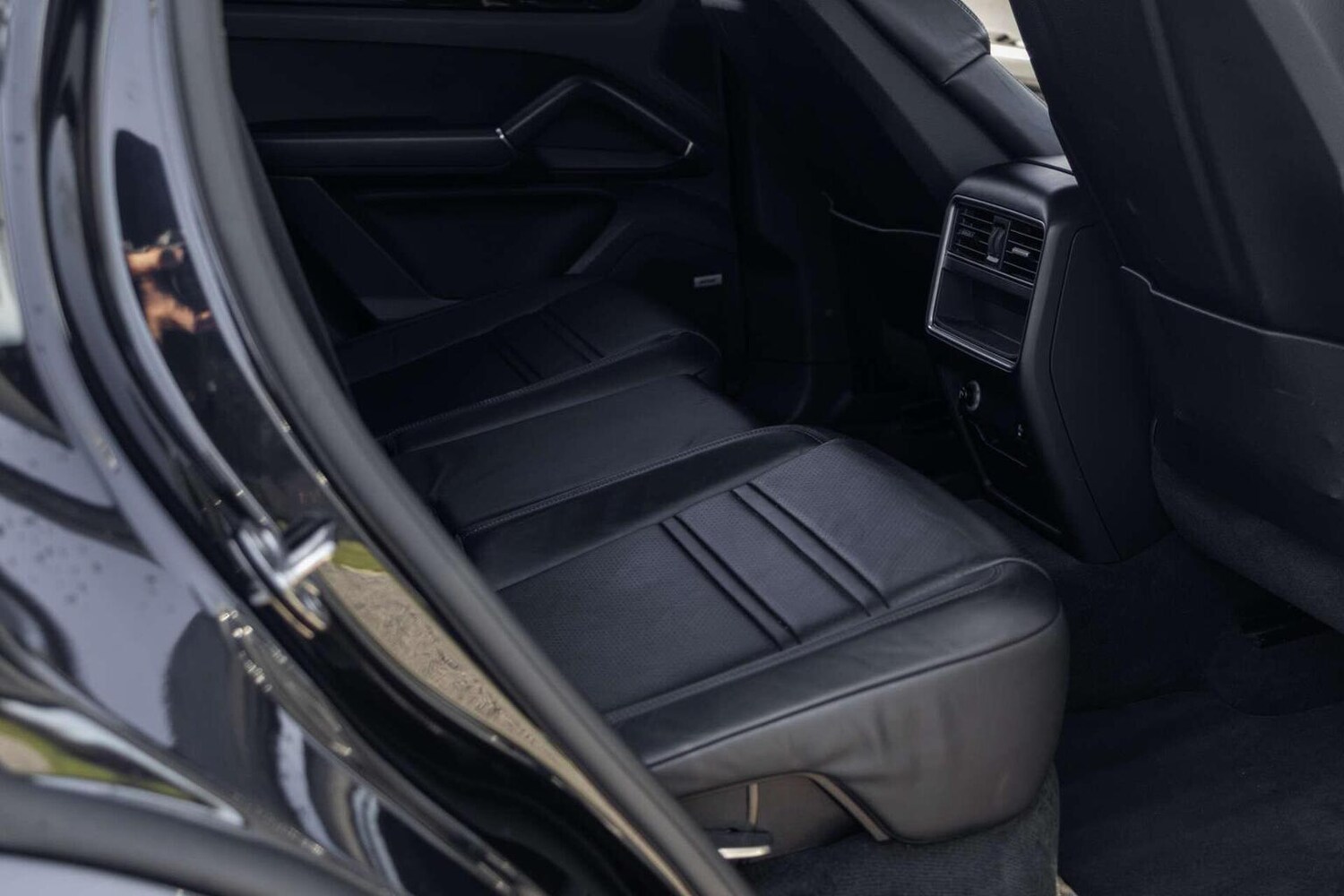 Used Porsche Cayenne 2021 for sale - 77945734: Photo 54