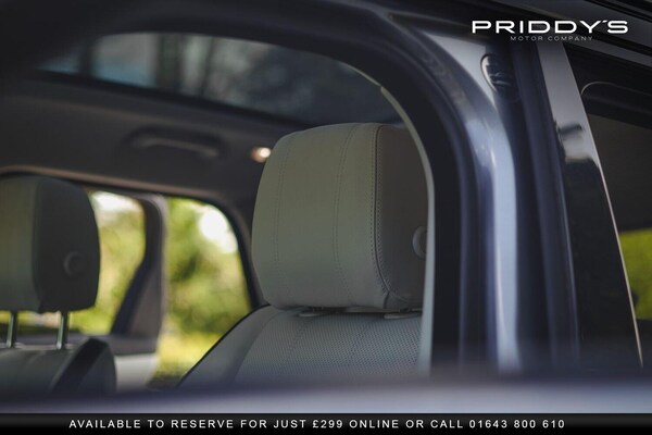 Used Land Rover Range Rover Velar 2019 for sale - 76211753: Photo 12
