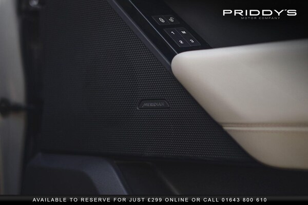 Used Land Rover Range Rover Velar 2019 for sale - 76211753: Photo 4