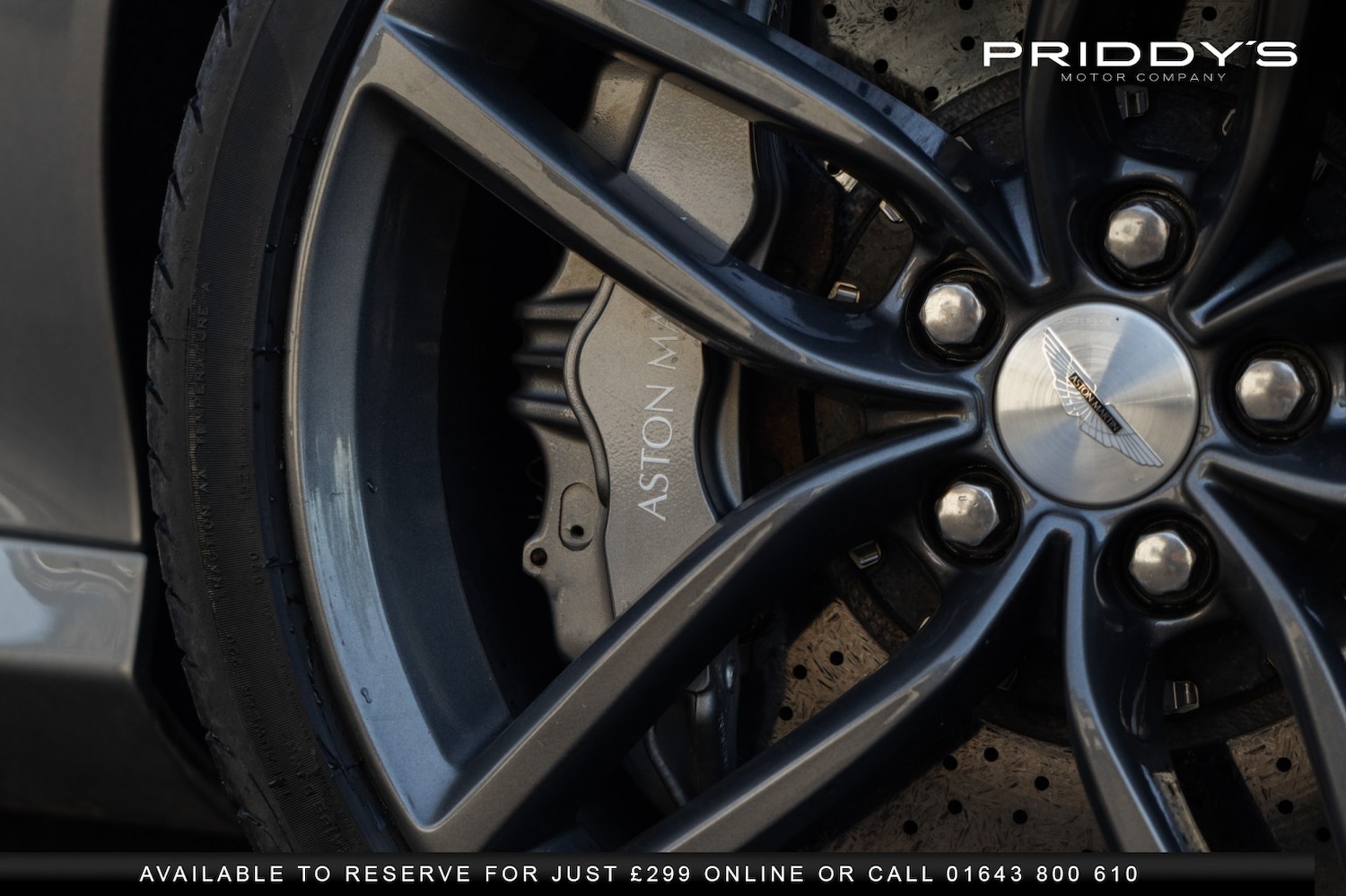 Used Aston Martin DB9 2015 for sale - 76712752: Photo 2