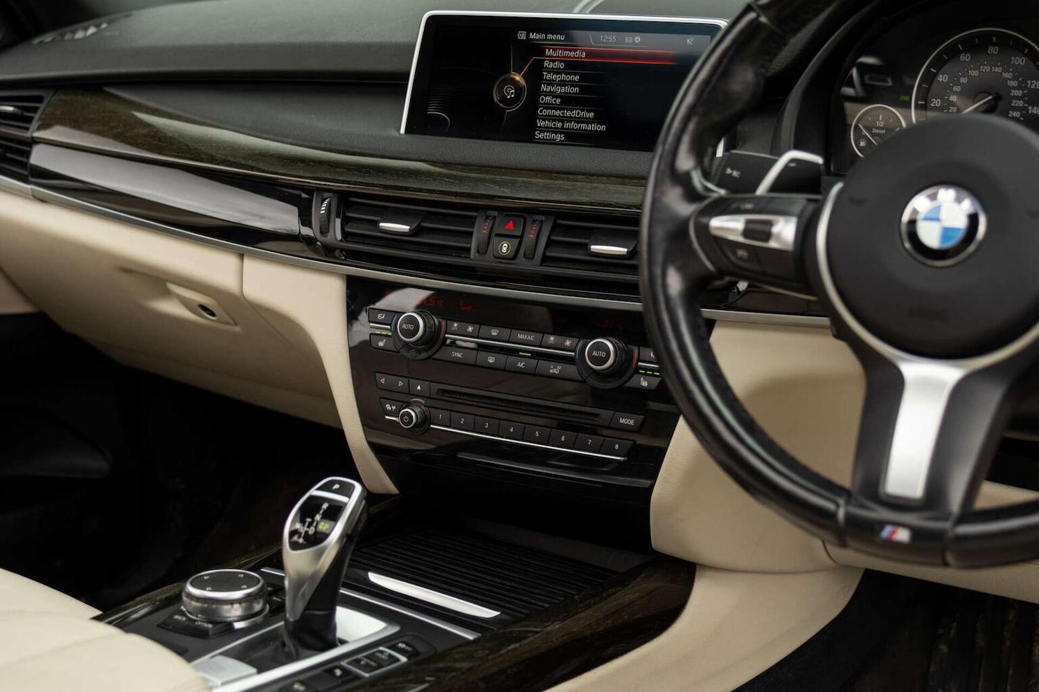 Used BMW X5 2015 for sale - 77609965: Photo 63