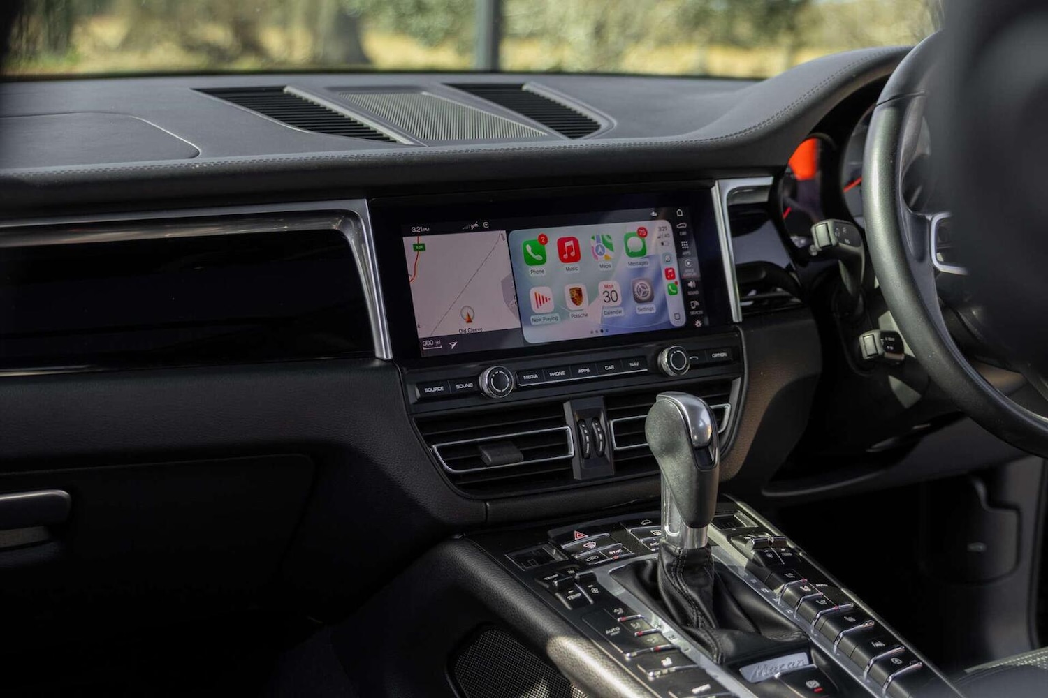 Used Porsche Macan 2020 for sale - 78084544: Photo 6