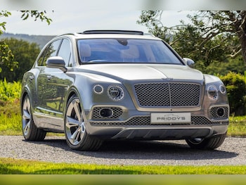 Used Bentley Bentayga 2016 for sale - 79168040: Photo
