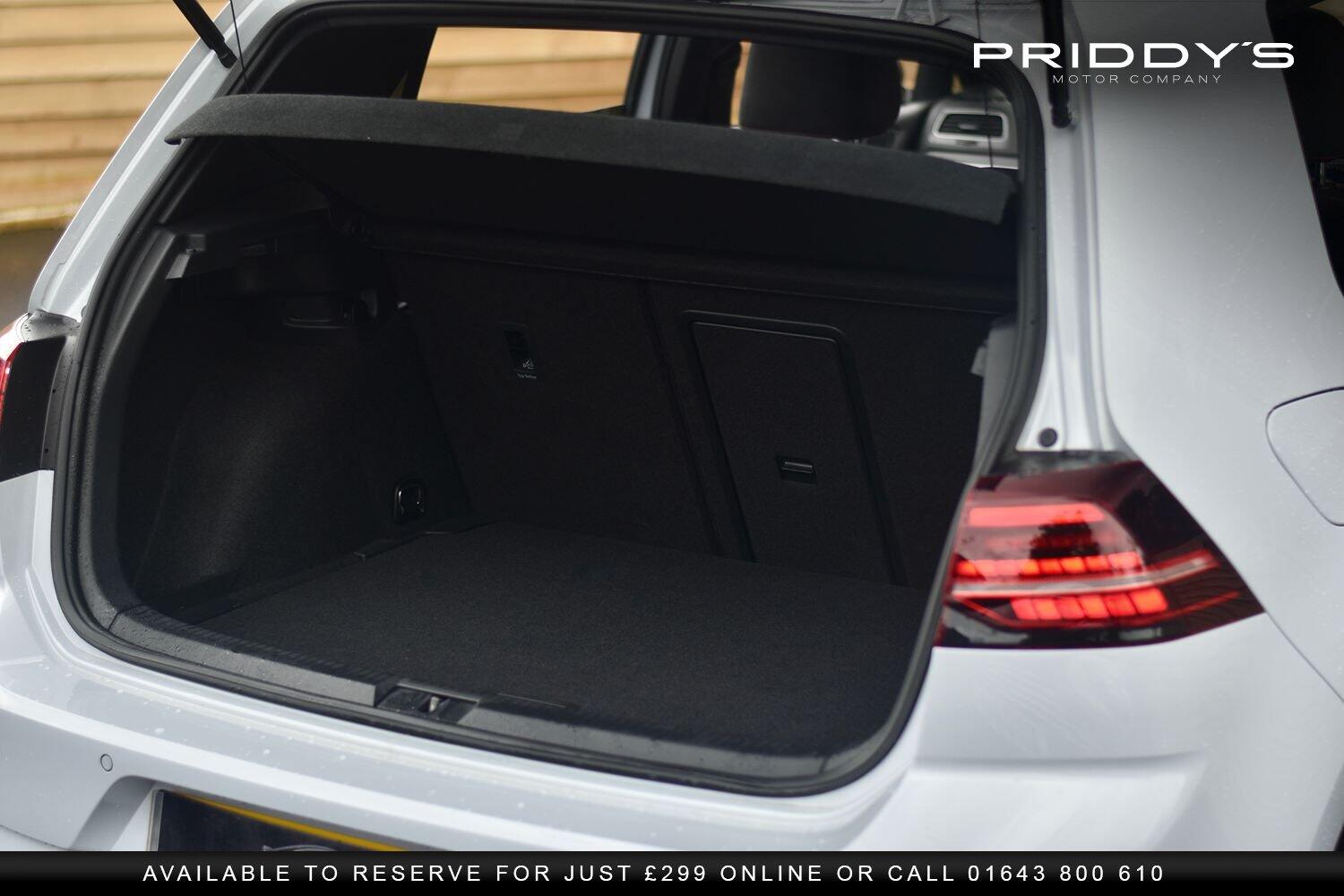 Used Volkswagen Golf 2018 for sale - 76656267: Photo 24