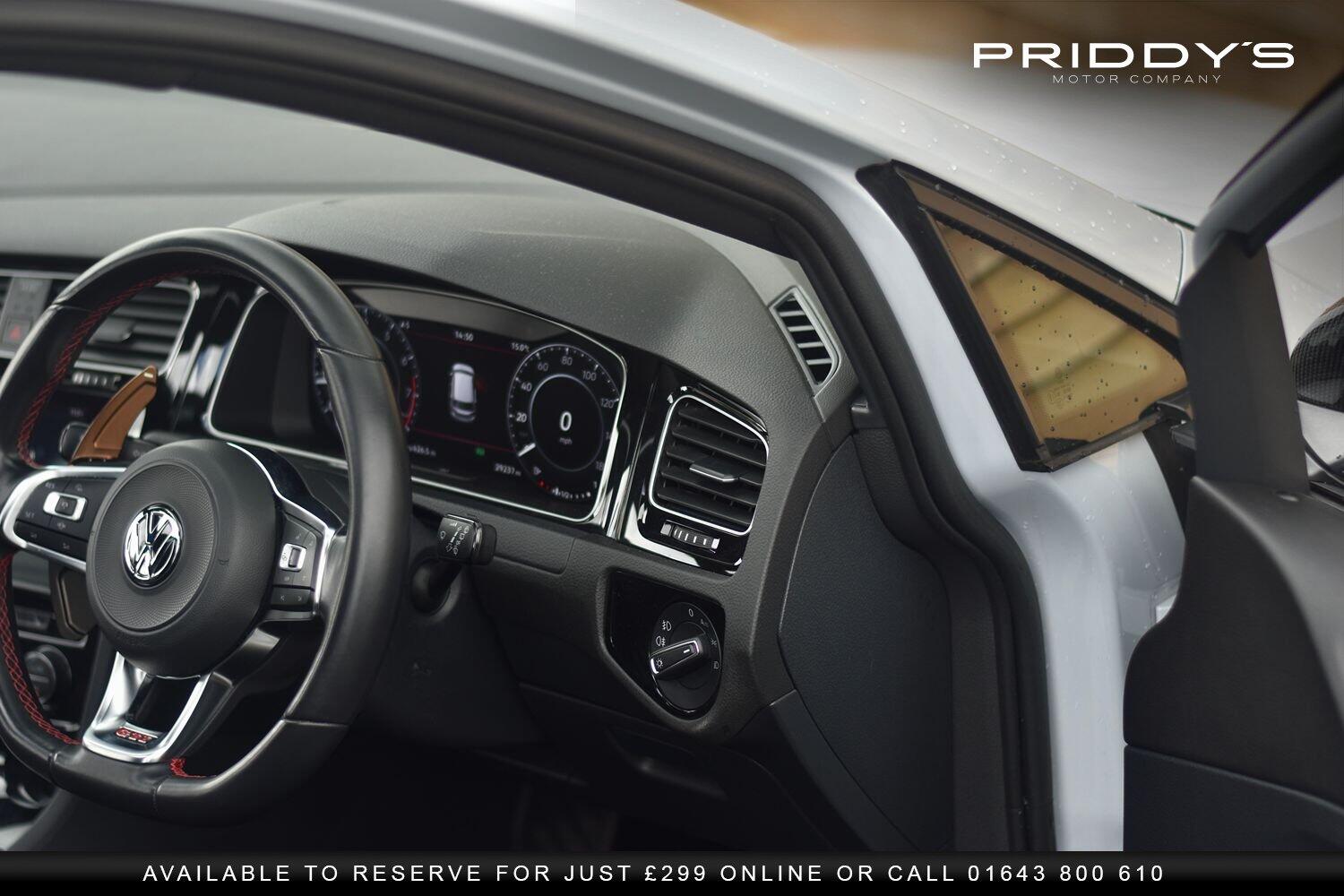 Used Volkswagen Golf 2018 for sale - 76656267: Photo 35