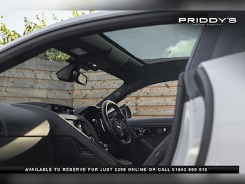 Used Jaguar F-Type 2017 for sale - 76605694: Photo