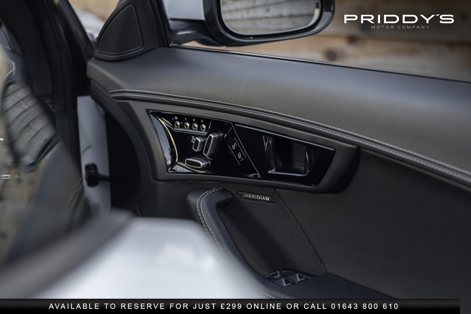 Used Jaguar F-Type 2017 for sale - 76605694: Photo 3