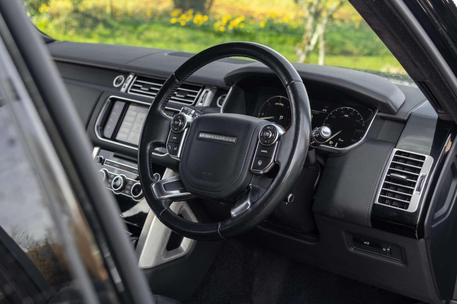 Used Land Rover Range Rover 2015 for sale - 77881065: Photo 5