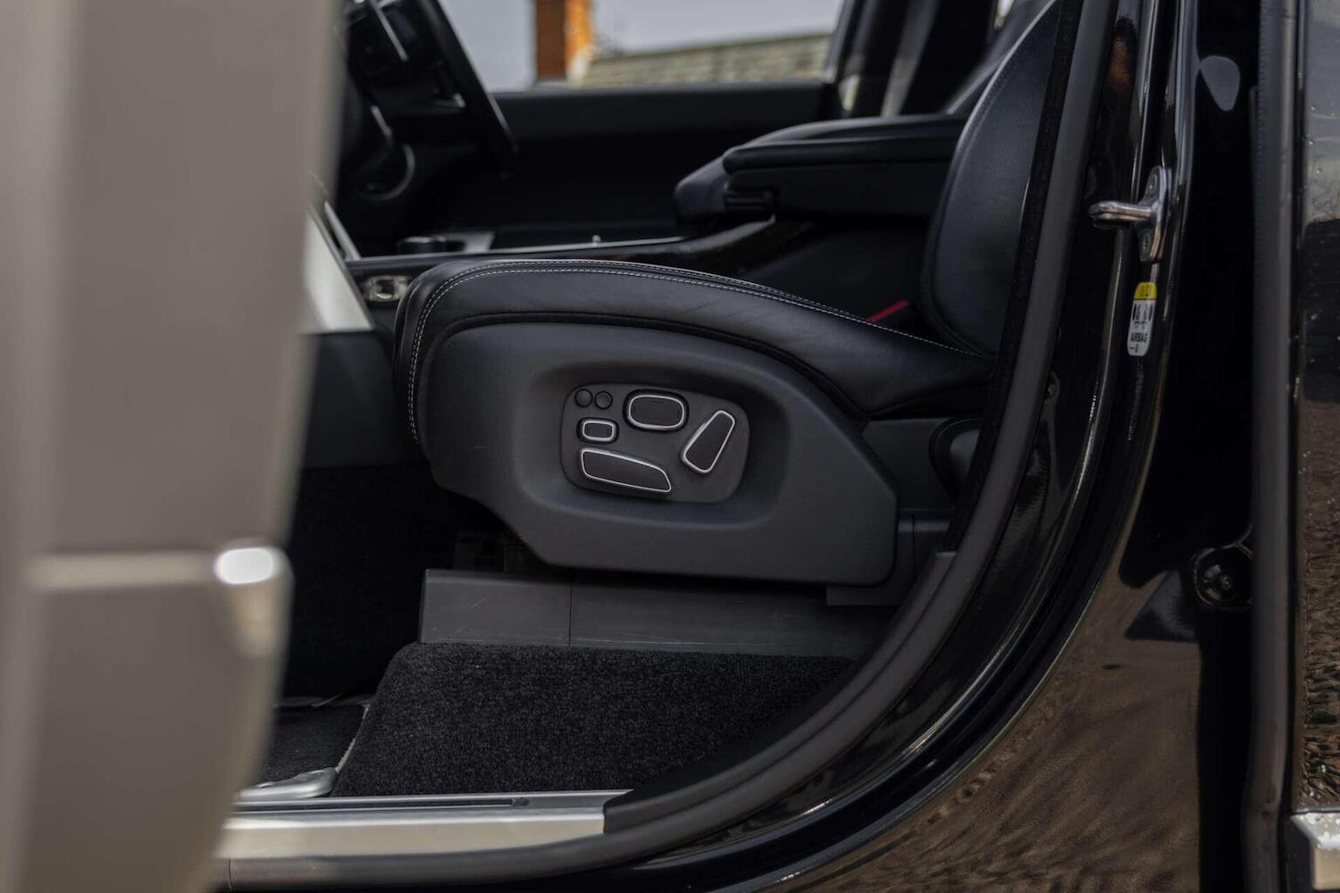 Used Land Rover Range Rover 2015 for sale - 77881065: Photo 9