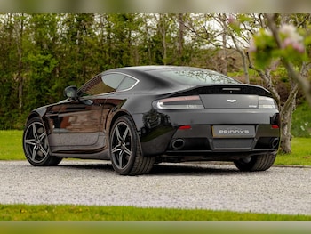 Used Aston Martin Vantage 2015 for sale - 78266965: Photo