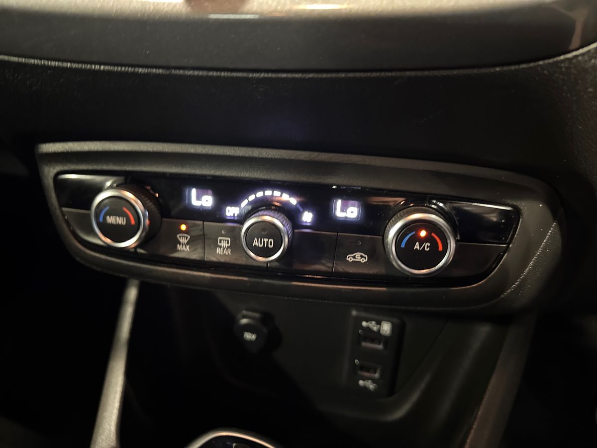 Used Vauxhall Crossland 2024 for sale - 76602865: Photo 26