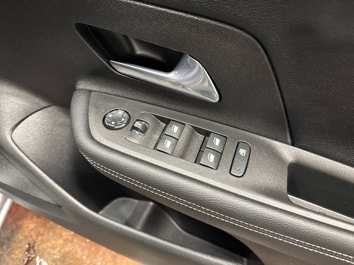 Used Vauxhall Mokka 2022 for sale - 76704416: Photo 24