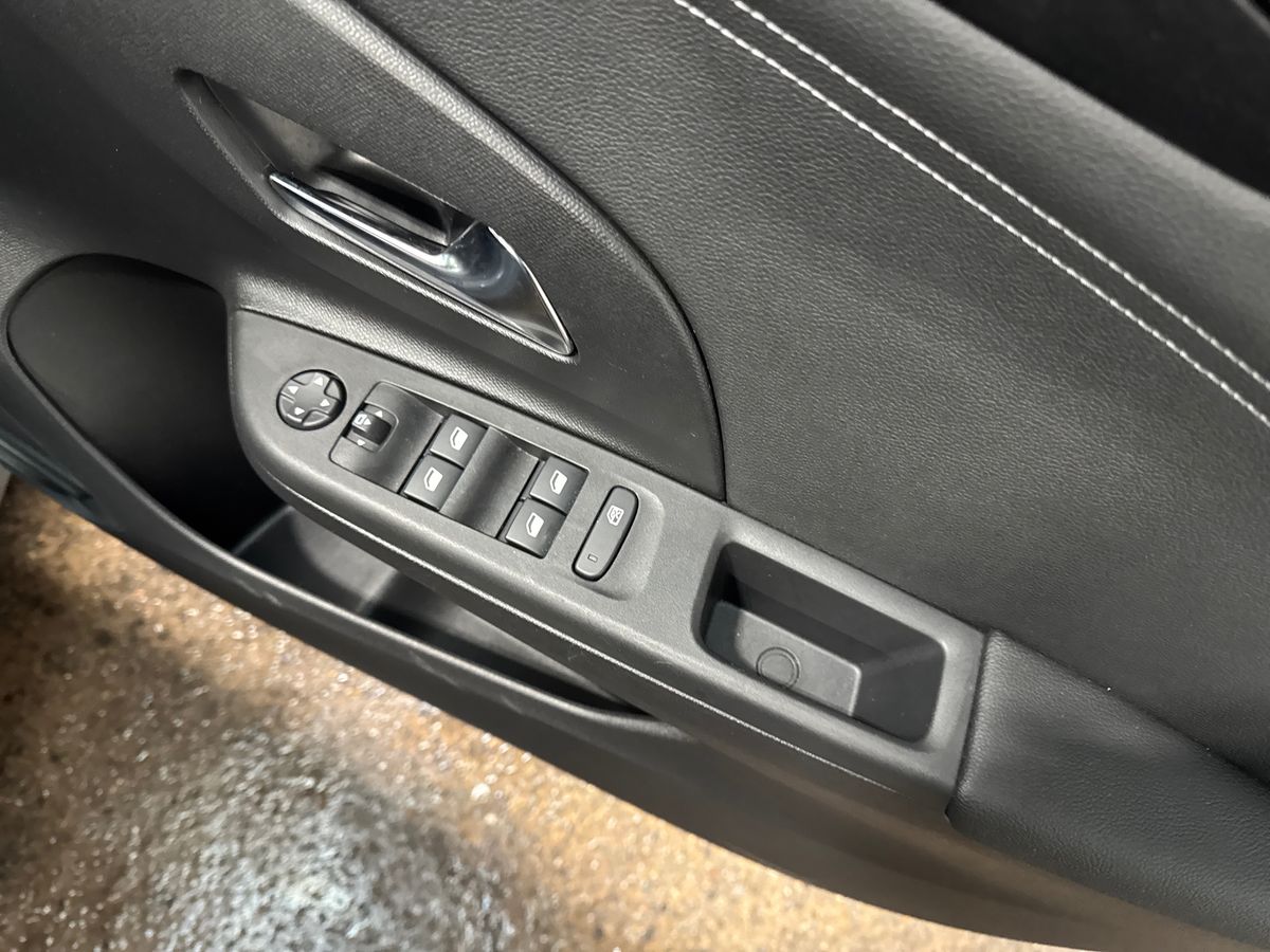 Used Vauxhall Corsa 2024 for sale - 77803723: Photo 24