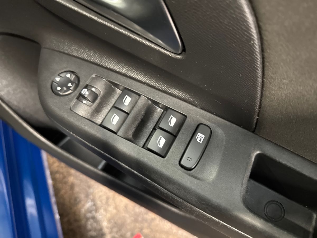 Used Vauxhall Corsa 2022 for sale - 76265562: Photo 24
